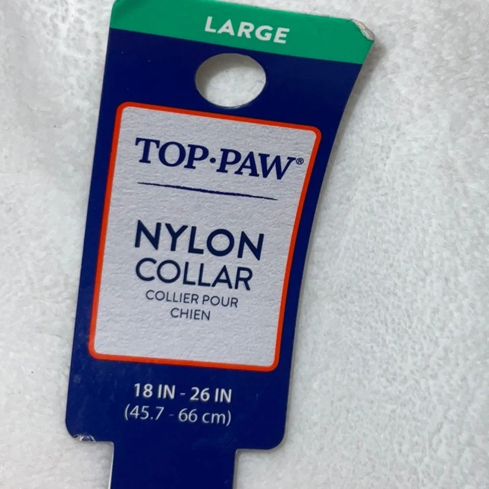 New Top Paw dog collar. Size Large 18”-26”